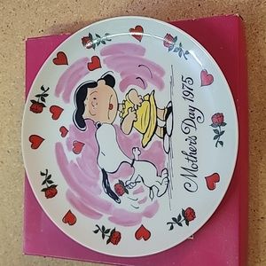 Vintag Peanuts Mother’s Day Plate